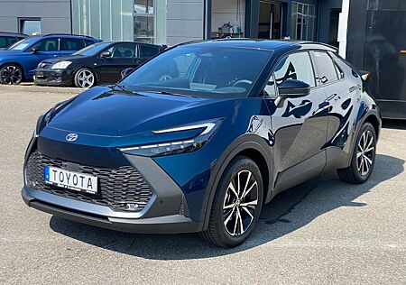 Toyota C-HR 2.0Hybrid Team D*Navi/BSM/LED*