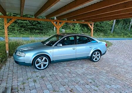 Audi A6 4.2 quattro tiptronic -