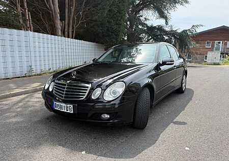 Mercedes-Benz E 200 CDI CLASSIC