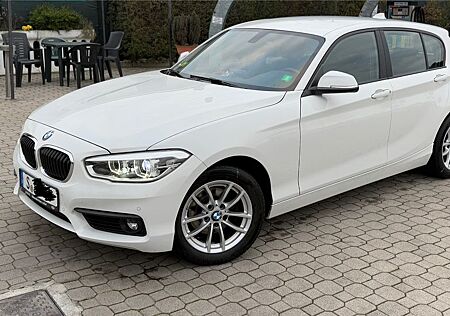 BMW 120i Advantage A Advantage