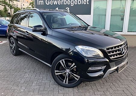 Mercedes-Benz ML 350 ML350 CDI BlueTec Sport-Paket NAVI-LED-AHK-PANO