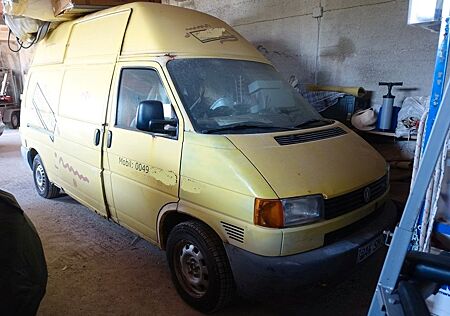 VW T4 Caravelle Volkswagen 2,5-l-Diesel TDI 75kW lang Standard