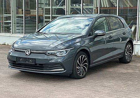 VW Golf Volkswagen VIII Lim. Style eTSI RFK LED ACC Ambition