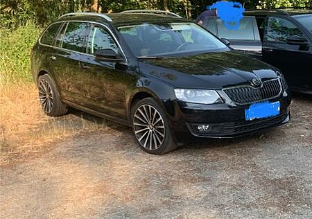 Skoda Octavia 1.4 TSI Active Combi Active