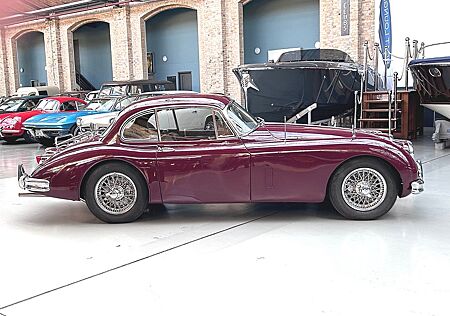 Jaguar XK 150 FHC mit S-Specification!