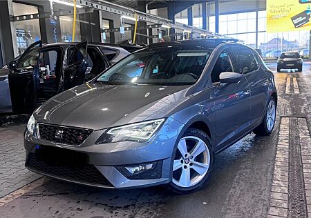 Seat Leon FR /PANO/NAVI/LEDS/1.4 TFSI 125 PS