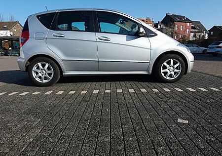 Mercedes-Benz A 160 AVANTGARDE BlueEFFICIENCY AVANTGARDE