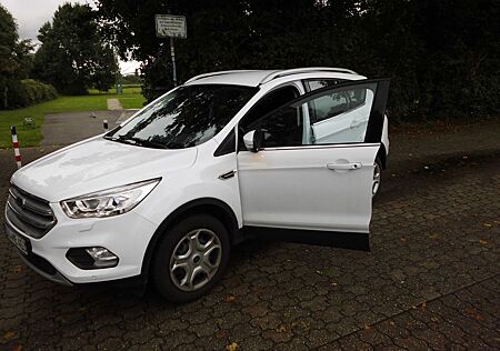 Ford Kuga 1.5 EcoBoost 88kW COOL & CONNECT COOL &...