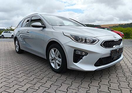 Kia Cee'd Ceed Kombi 1.4 TGDi Automatik 1.Hand 34.850 KM