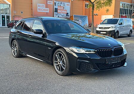 BMW 530 Baureihe 5 Touring e M Sport Pano HeadUp