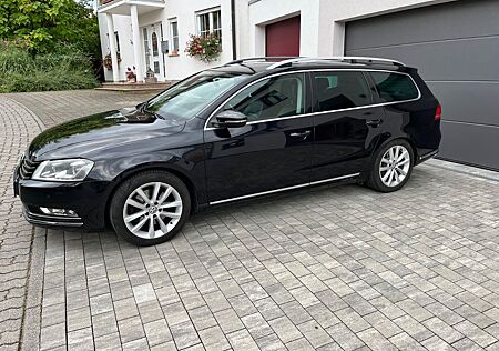 VW Passat Variant Volkswagen 2.0 TDI 130kW Highline BMT Va...