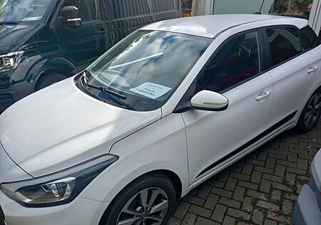 Hyundai i20 YES! Plus