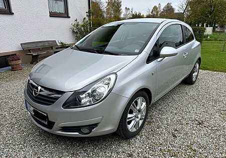 Opel Corsa D 1.4 Benzin