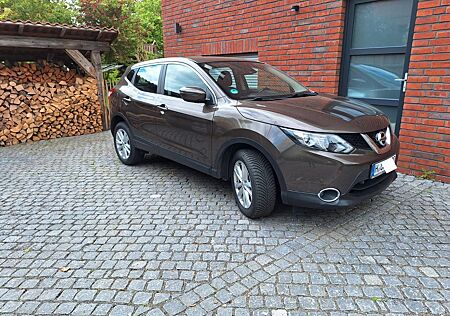Nissan Qashqai 1.2 DIG-T Acenta Acenta
