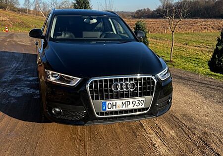 Audi Q3 1.4 TFSI cylinder on d. S tronic design d...
