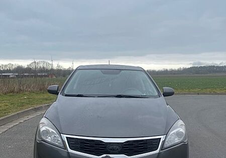 Kia Cee'd / Ceed 1.4 CVVT