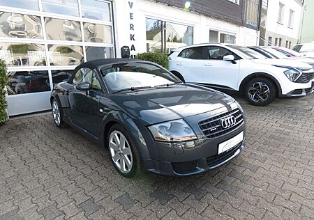 Audi TT Coupe/Roadster 3.2 Roadster quattro