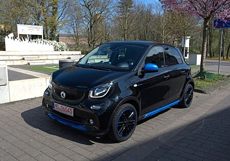 Smart ForFour 4/4 60kW EQ *BRABUS NIGHTSKY EDITION*2 PANODACH