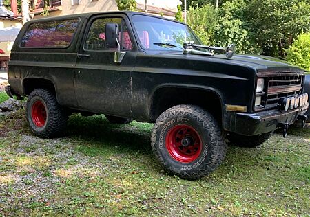 Chevrolet Blazer K5 M1009