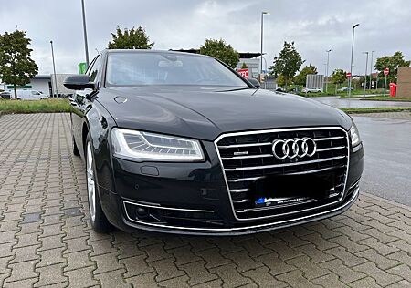 Audi A8 4.2 TDI *V8*ACC*Night*Bose*Sport*HUD*Massage