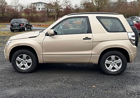Suzuki Grand Vitara 1,6 AHK,4x4,