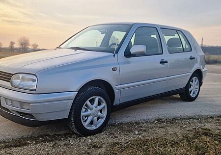VW Golf Volkswagen 3 1.9TDI GL 90Ps Klima *74Tkm*