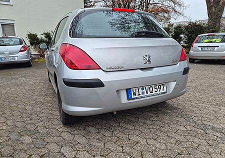 Peugeot 308 Premium 120 VTi Premium