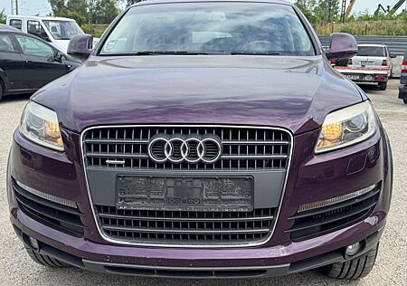 Audi Q7 3.0 TDI quattro °7Sitze°Panorama°