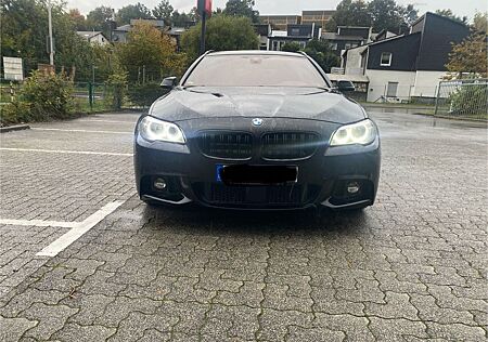 BMW 530d xDrive Touring A - M Paket
