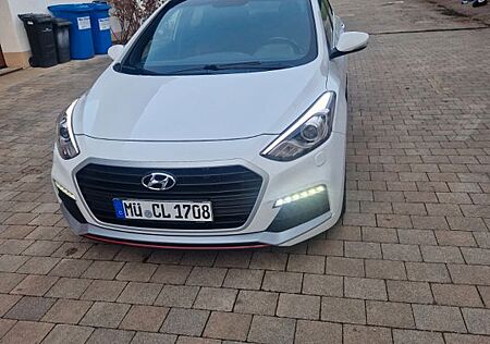 Hyundai i30 1.6 T GDI Turbo Turbo