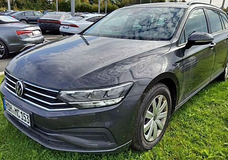 VW Passat Variant Volkswagen 2.0 TDI SCR DSG Business Pkt+