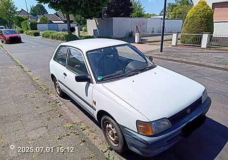 Toyota Starlet 1.3 XLi