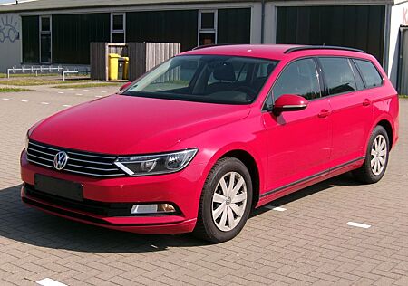 VW Passat Variant Volkswagen 2.0 TDI SCR DSG Trendline Variant