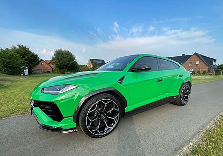 Lamborghini Urus Performante FULL CARBON EX-INTERIEUR-B&O