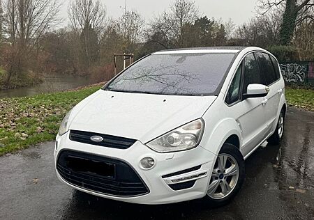 Ford S-Max 2,2 TDCi 129kW DPF Titanium S Titanium S