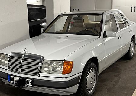 Mercedes-Benz E 260