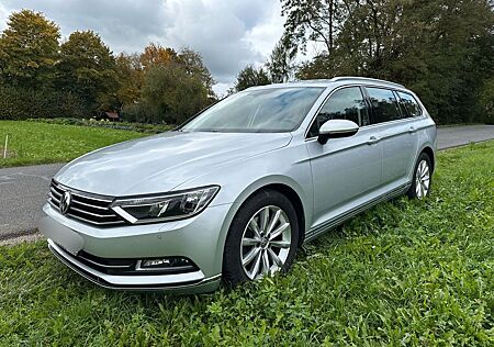 VW Passat Variant Volkswagen Highline 2.0 TDI 4Motion 7-Gang