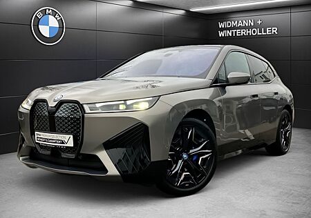 BMW iX xDrive40 PA Pro DA Pro B&W Sky Lounge LRH