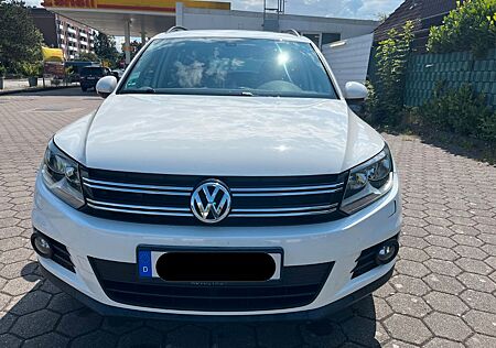 VW Tiguan Volkswagen 2.0 TDI 4MOT BlueMotion Tech Trend & ...