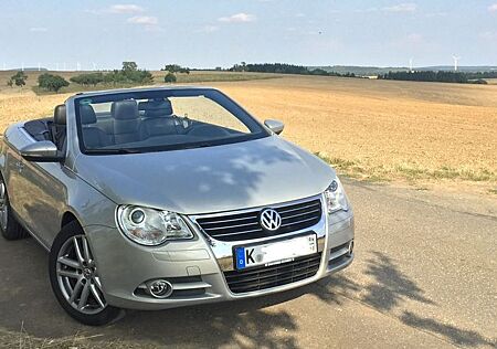 VW Eos Volkswagen 1.4TSI wie neu, Navi, Leder, Alu, Erstbesitz