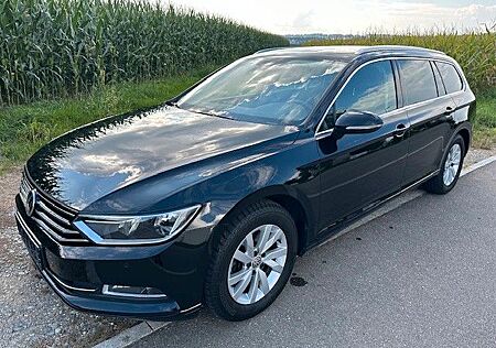 VW Passat Variant Volkswagen Passat 2,0 TDI Variant Comfortline, AHK, 8-fach