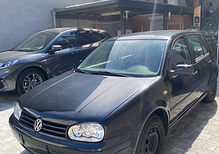 VW Golf Volkswagen 1.4