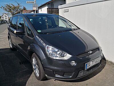 Ford S-Max 2,0 TDCi 103kW DPF Titanium Titanium