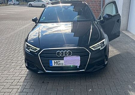 Audi A3 2.0 TDI S tronic -