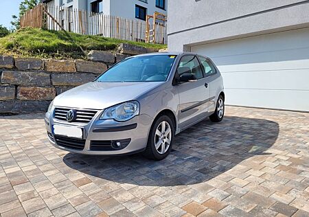 VW Polo Volkswagen 1.9TDI DPF 74kW Tour Edition