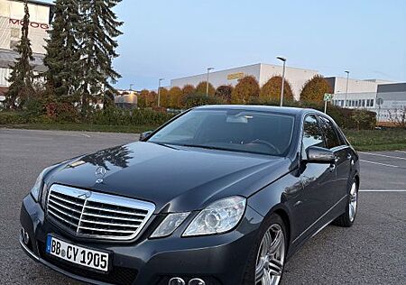 Mercedes-Benz E 200 CGI BlueEFFICIENCY ELEGANCE ELEGANCE