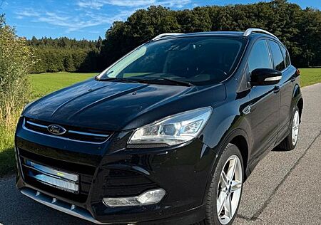 Ford Kuga 2,0 TDCi 4x4 132kW Titanium PowerShift ...