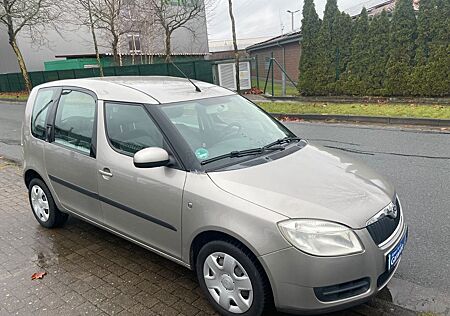 Skoda Roomster 1.2 Rentnerfahrzeug 2.Hand TÜV NEU