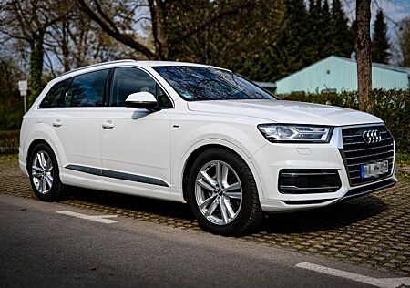Audi Q7 3.0 TDI quattro tiptronic -