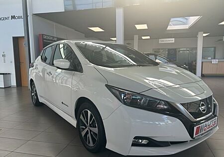 Nissan Leaf 40 kWh ACENTA Navi Klima DAB Winterpaket